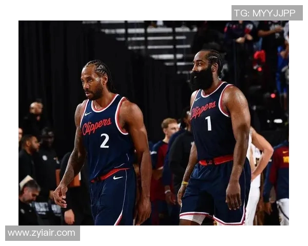 詹姆斯·哈登31分难救主，快船防守崩盘保罗怒吼教练，鲍尔默下最后通牒引爆快船队内冲突