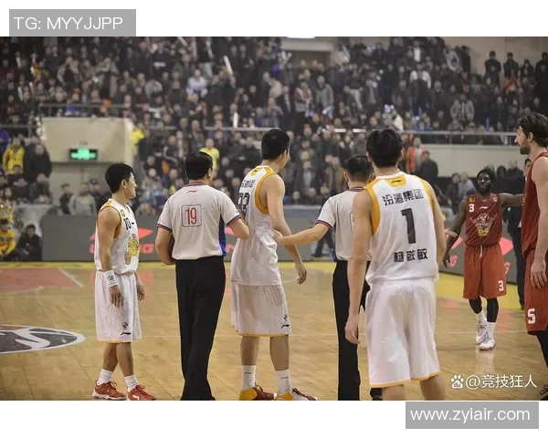 CBA精彩对决北京首钢与北控篮球队的巅峰对抗赛回顾 CBA精彩对决北京首钢与北控篮球队的巅峰对抗赛回顾